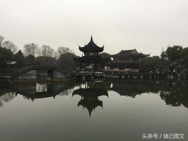 毁灭战士4